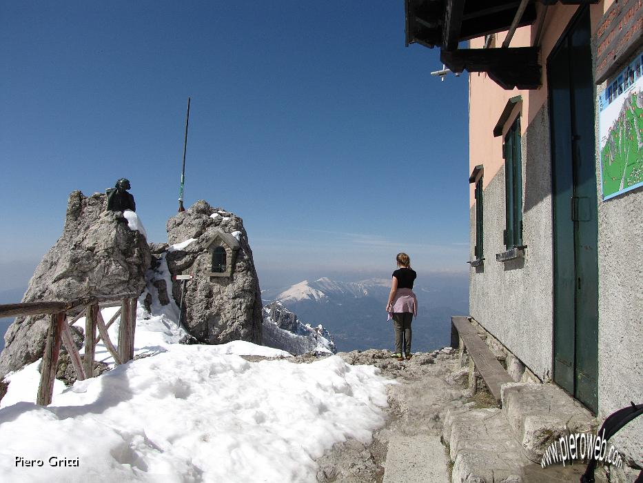 70 Rifugio Rosalba (1730 m.).jpg